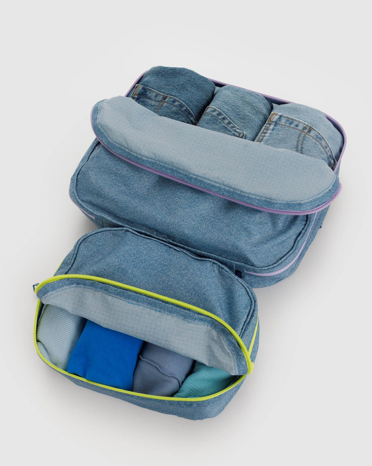 Victoria und Albert Berlin – Digital Denim Packing Cubes für unterwegs