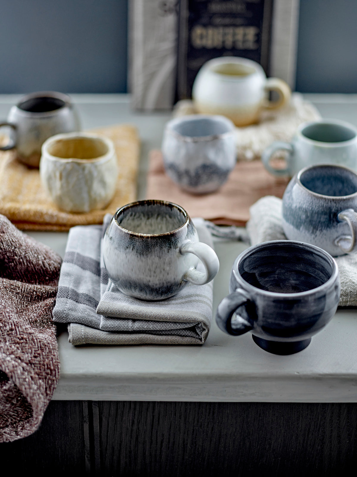 blaue Keramiktasse PAULA – edles Küchenaccessoire